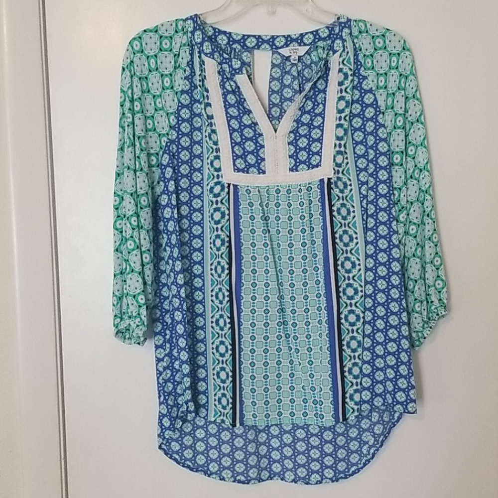 Crown and Ivy blouse